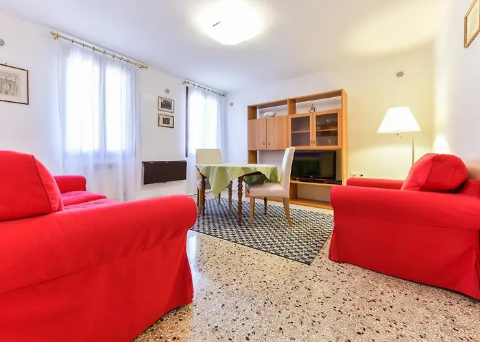 Mimosa Apartment